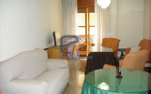 San Antón junto, buen piso amueblado de 3 dormitorios