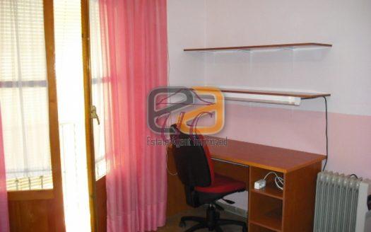 San Antón junto, buen piso amueblado de 3 dormitorios