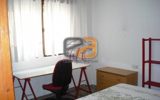 San Antón junto, buen piso amueblado de 3 dormitorios