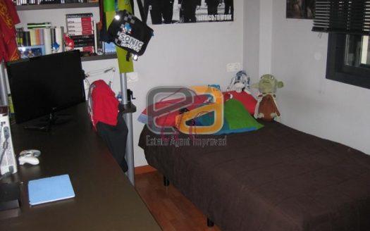 Parque de las Ciencias, bonito piso de reciente construcción