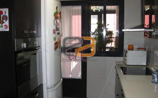 Parque de las Ciencias, bonito piso de reciente construcción