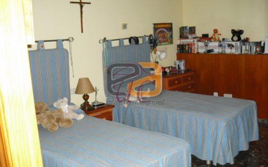 El Fargue: Espectacular gran casa-chalet con 10.500m2 de parcela y 330m2 de vivienda.