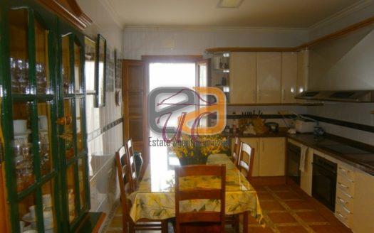 El Fargue: Espectacular gran casa-chalet con 10.500m2 de parcela y 330m2 de vivienda.