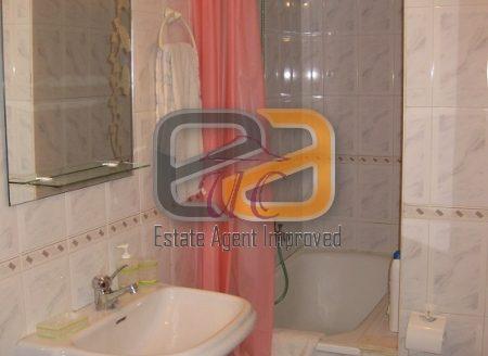 Bonitos y espaciosos apartamentos de 1 y 2 dormitorios, ideal como inversión varios ya alquilados.