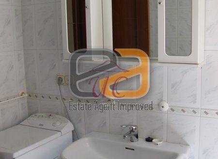 Bonitos y espaciosos apartamentos de 1 y 2 dormitorios, ideal como inversión varios ya alquilados.