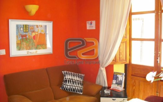 Despacho con 4 puestos de trabajo C/ Navas