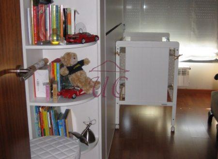 Parque de las Ciencias, Magnífico piso con garaje y trastero