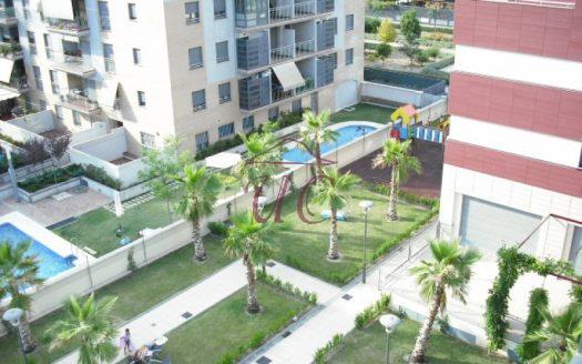 Parque de las Ciencias, Magnífico piso con garaje y trastero